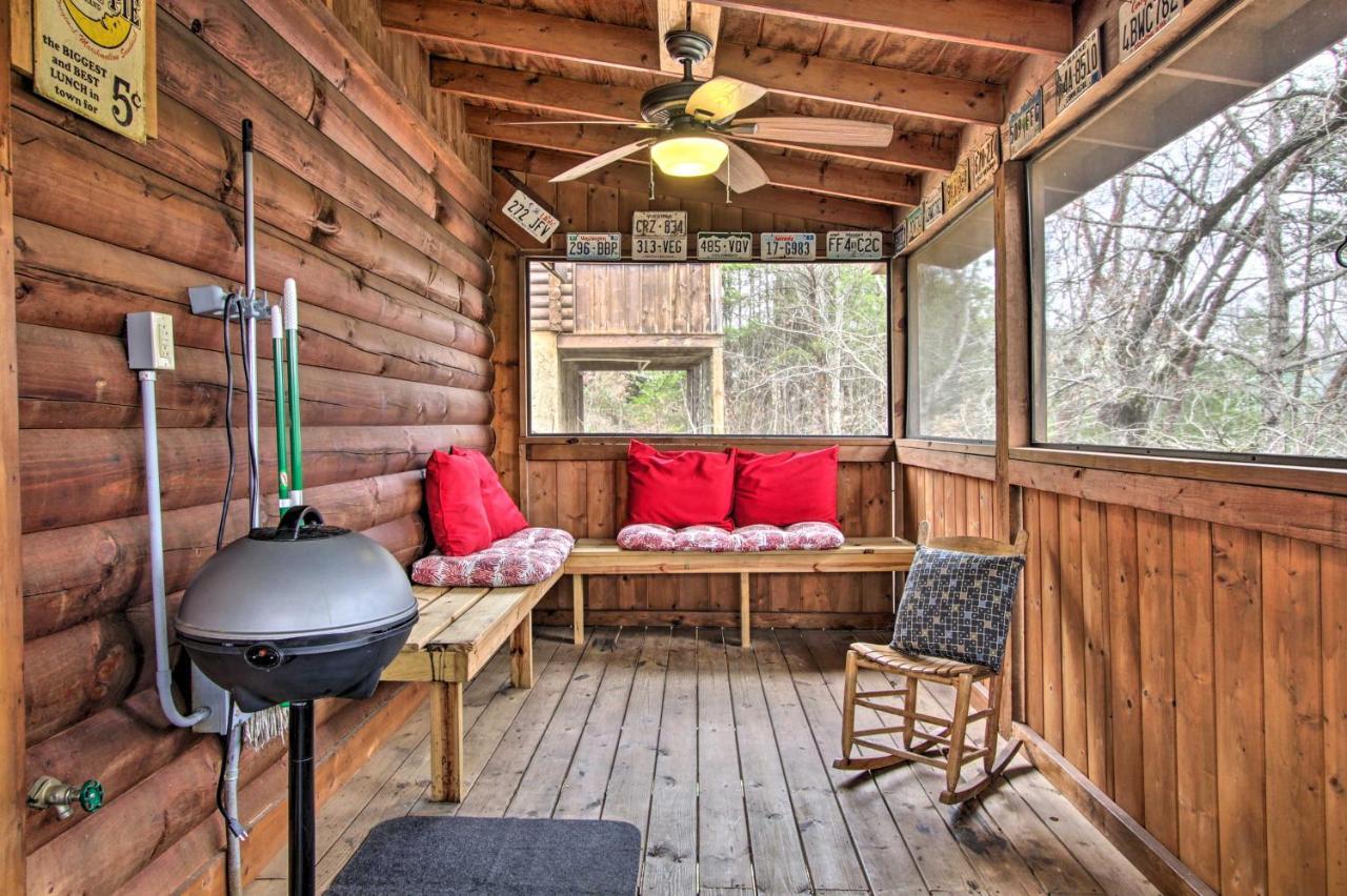 Pigeon Forge Cabin With Hot Tub And Mountain Views! Exterior photo