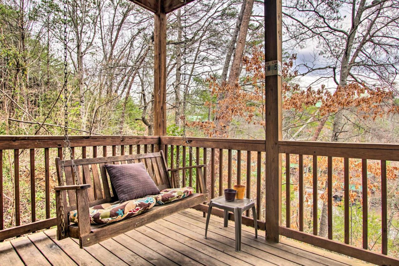 Pigeon Forge Cabin With Hot Tub And Mountain Views! Exterior photo